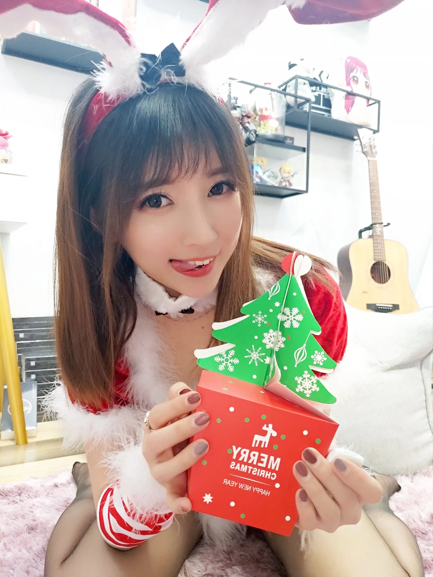 斗鱼主播小女巫露娜 - 圣诞装(26)