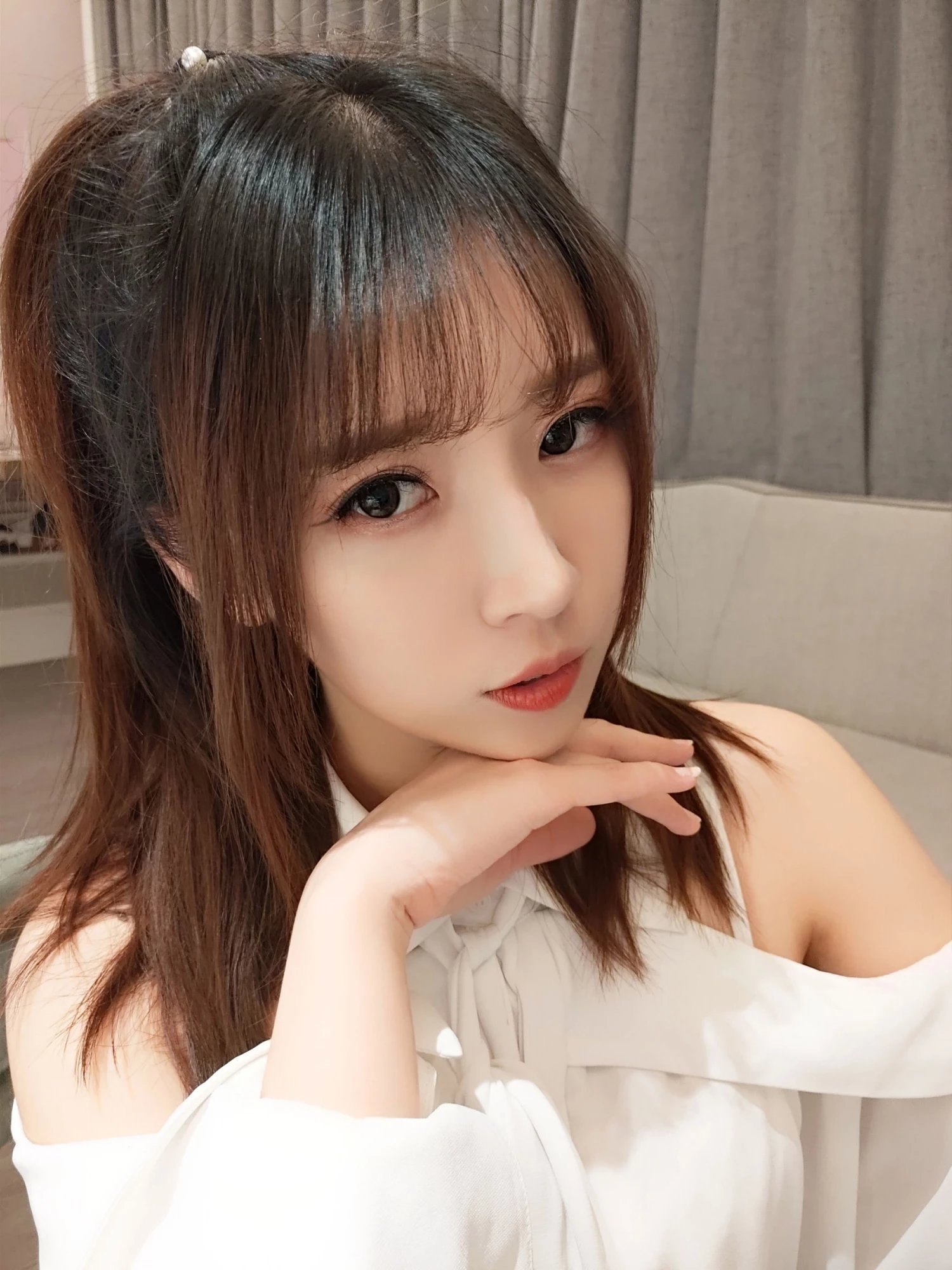 小女巫露娜 – 条纹提花白衬衣(37)