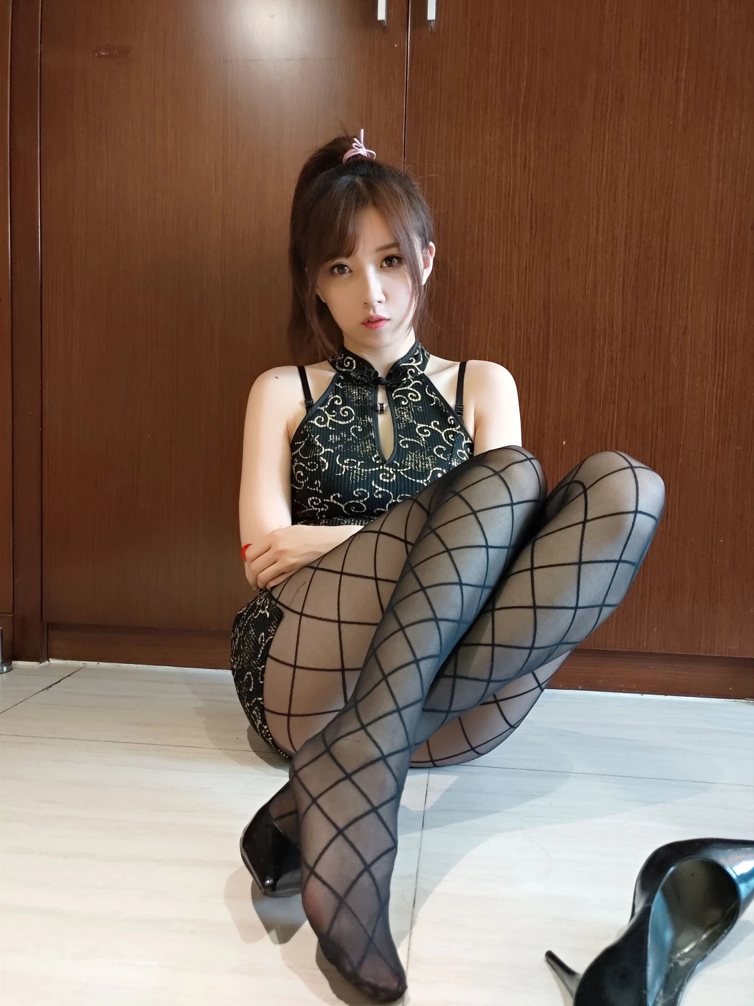 斗鱼主播小女巫露娜 – 黑丝旗袍(23)