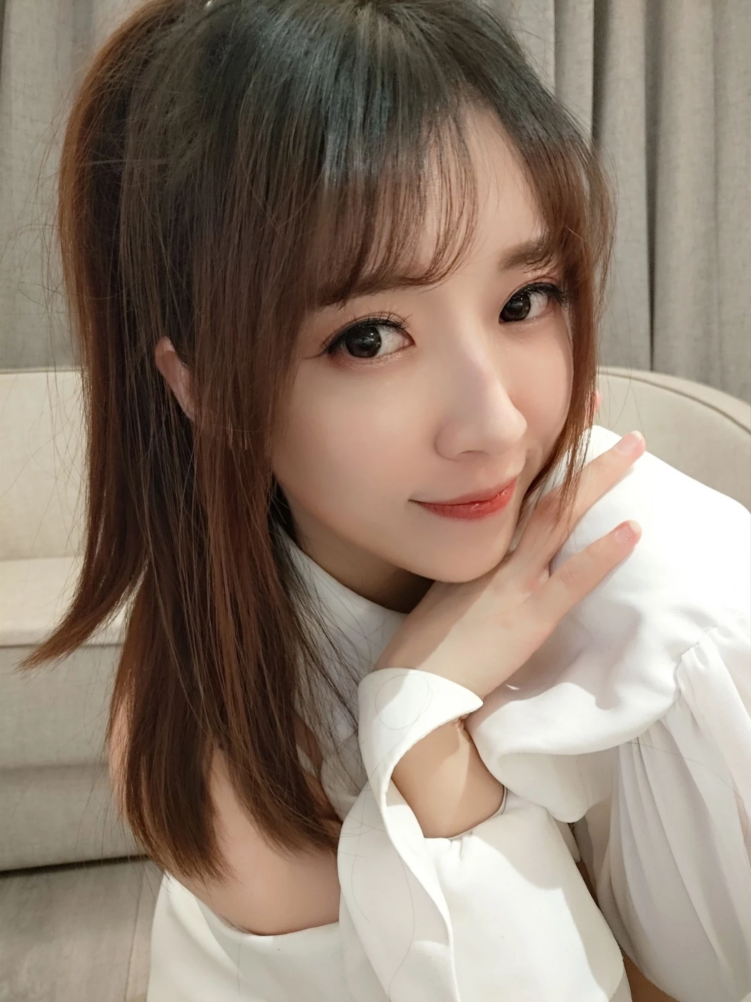 小女巫露娜 – 条纹提花白衬衣(15)