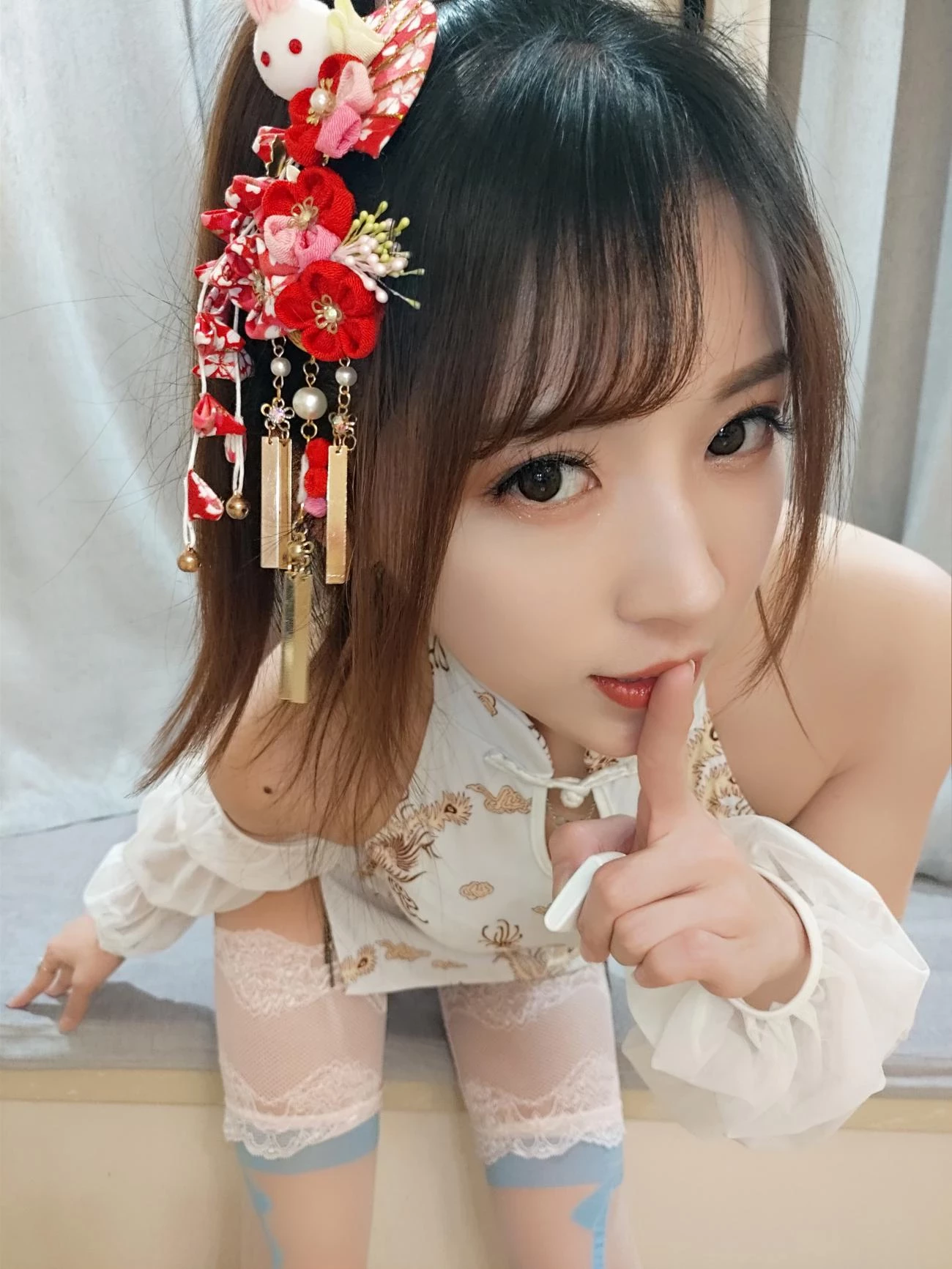 小女巫露娜 白色蕾丝长筒(22)